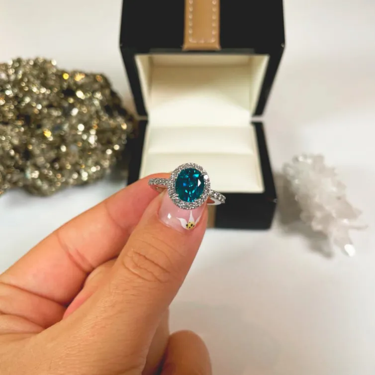 Anillo Oro Zircon Azul Sello Oval
