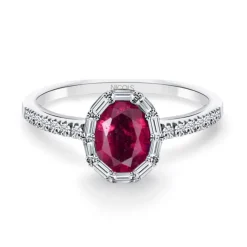 Anillo Rubí Oval y Diamantes Colour Oval